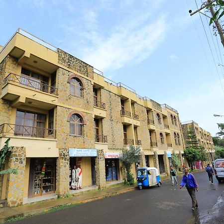 Taye Belay Hotel Gonder Extérieur photo