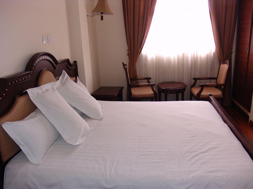 Taye Belay Hotel Gonder Extérieur photo