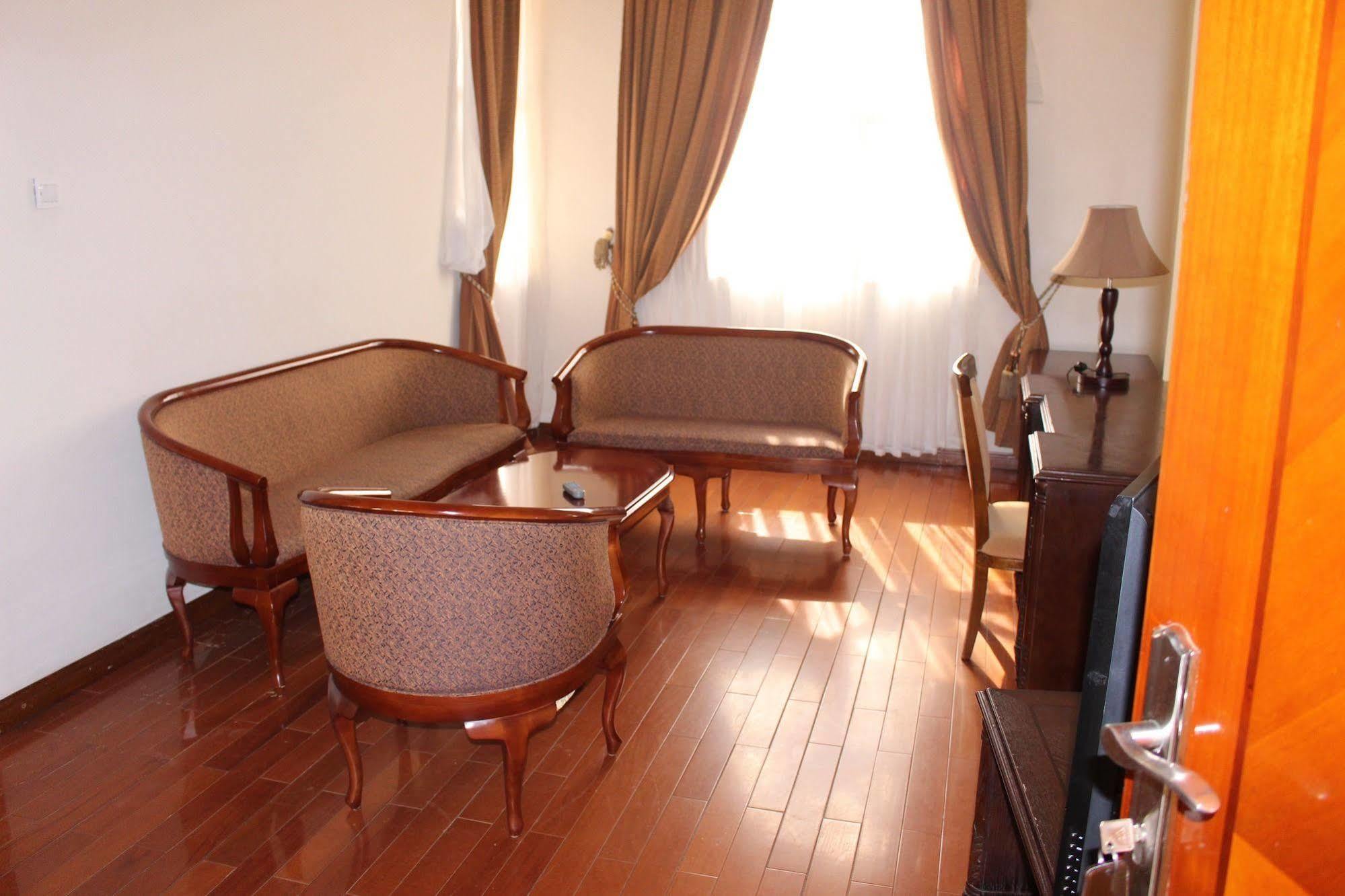 Taye Belay Hotel Gonder Extérieur photo