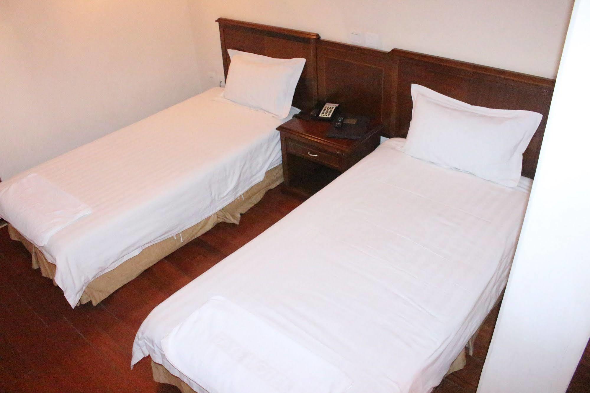 Taye Belay Hotel Gonder Extérieur photo