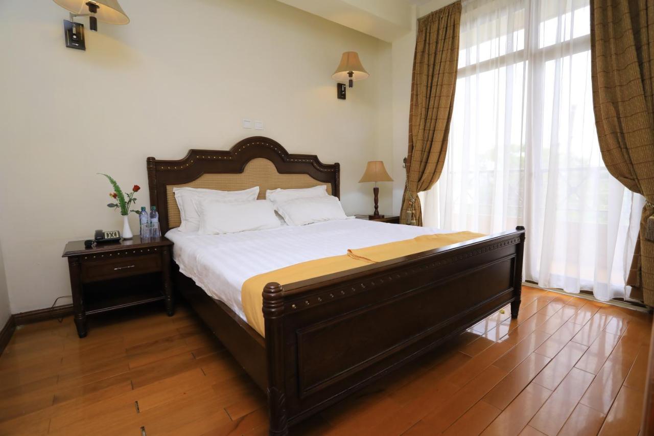 Taye Belay Hotel Gonder Extérieur photo